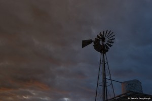 2131 Sunrise, Windmill