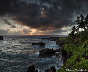 4287 Black Sand Beach, Pailoa Bay, Waianapanapa State Park, Maui, Hawaii